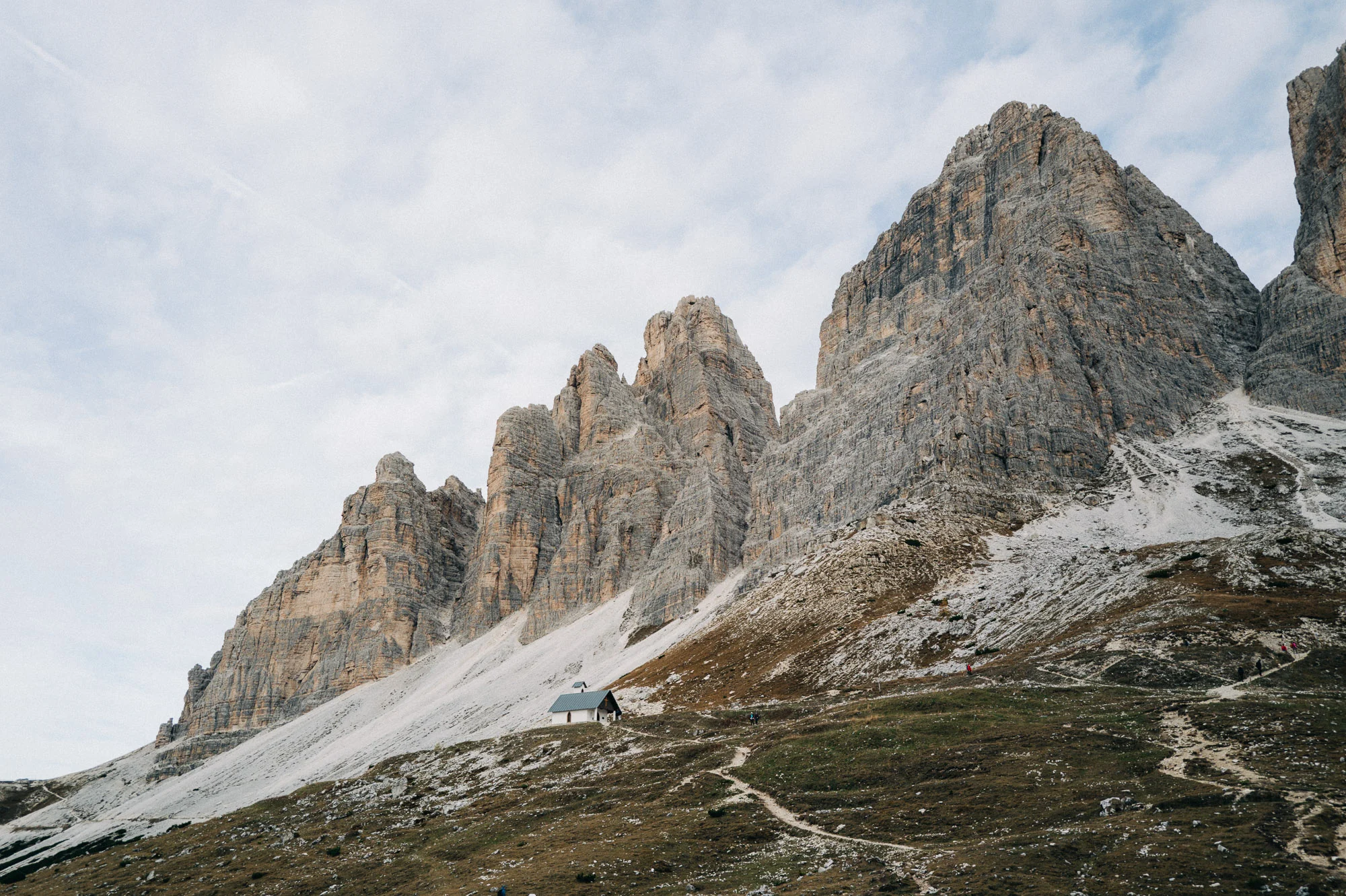 Les Tre Cime di Lavaredo dans les Dolomites, Italie
